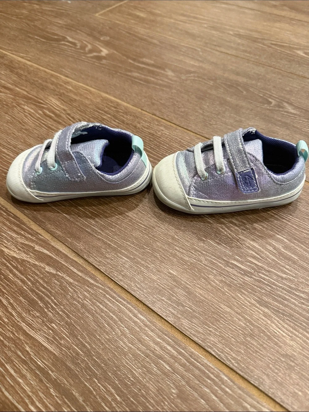 Stevie Mini Sneakers